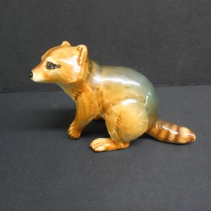 goebel-raccoon-bird-jj-treasures-under-sugar-loaf-winona-minnesota-antiques-collectibles-crafts